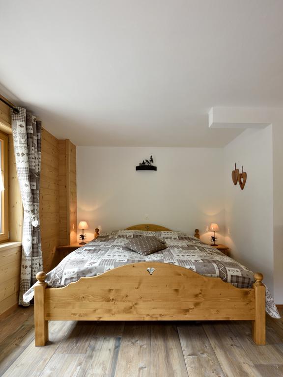 Hotel Les Melezes Hauderes Ruang foto