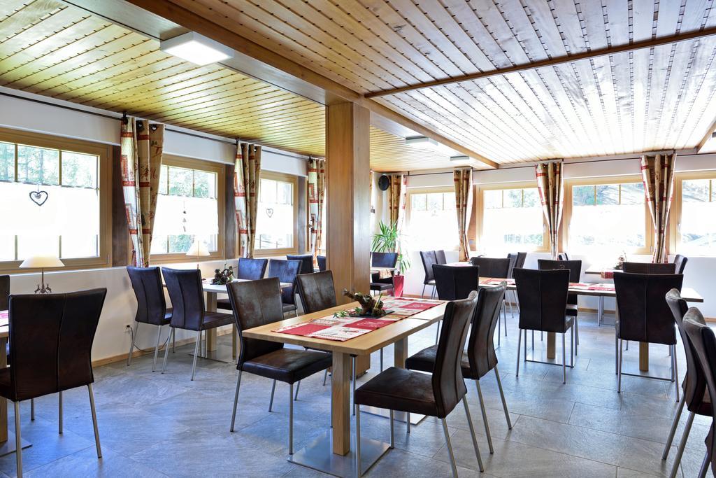 Hotel Les Melezes Hauderes Bagian luar foto